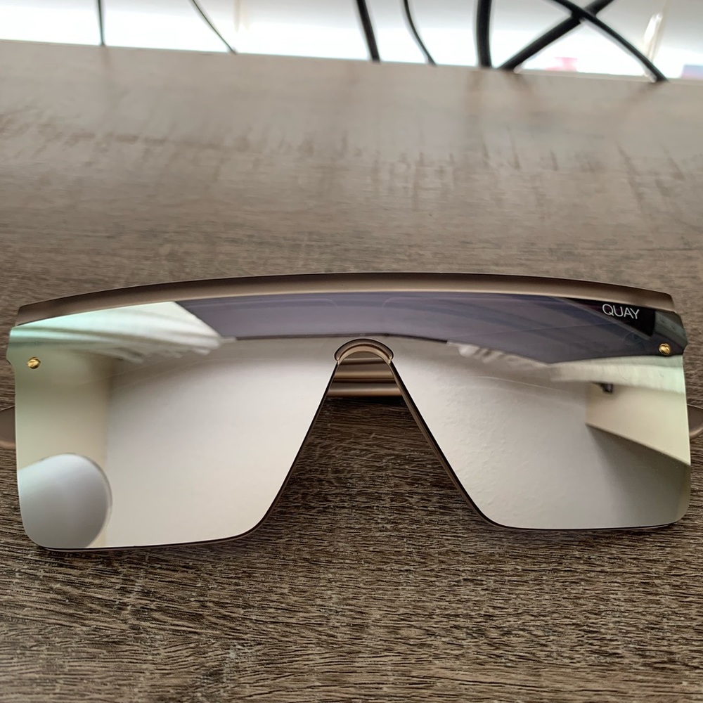 Hindsight Quay Glasses